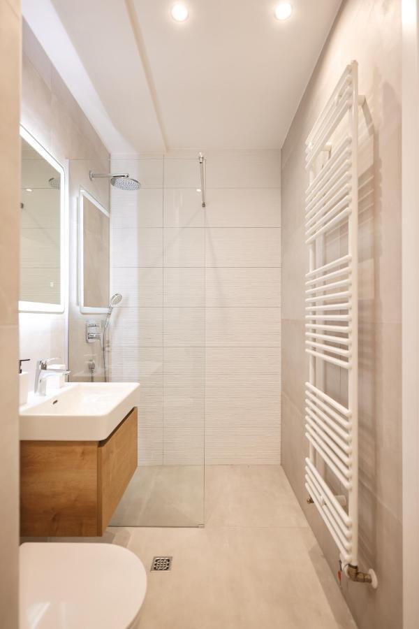 Leonardo Luxury Residence 2 Penthouse With Jacuzzi Zadar Buitenkant foto